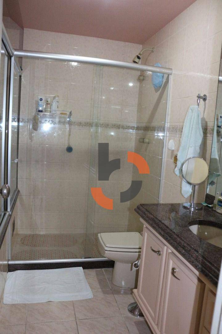 Apartamento à venda com 4 quartos, 328m² - Foto 35