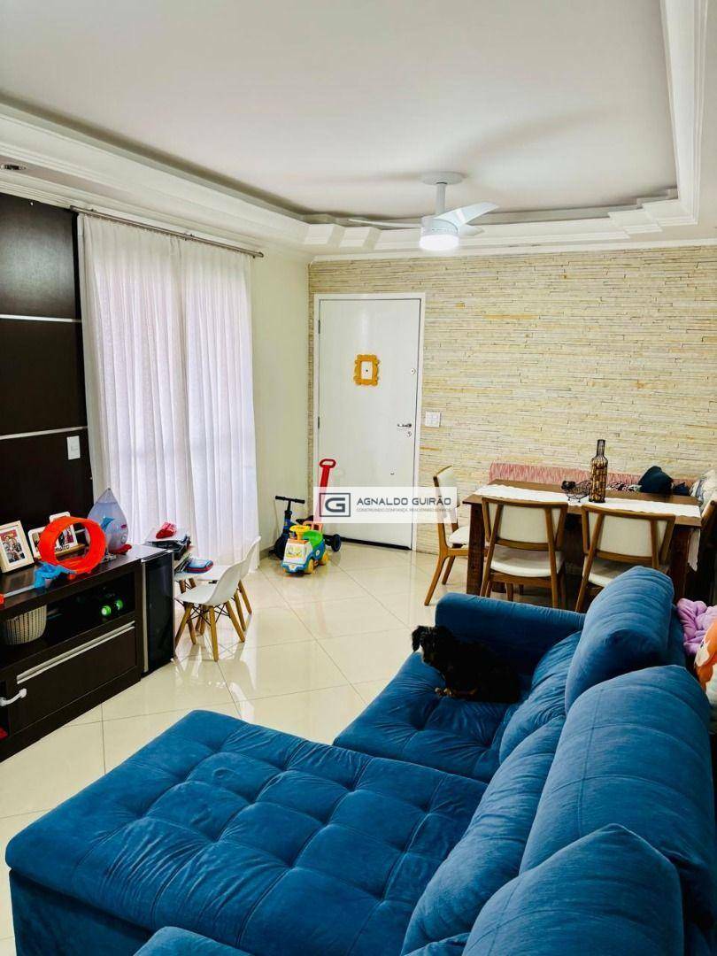 Apartamento à venda com 3 quartos, 96m² - Foto 2