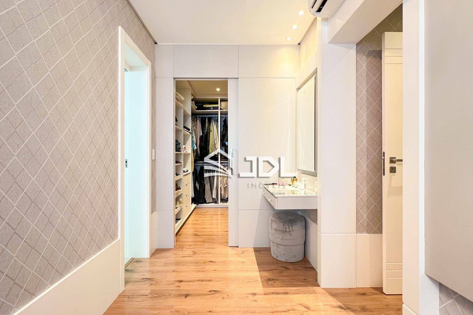 Apartamento à venda com 3 quartos, 136m² - Foto 14