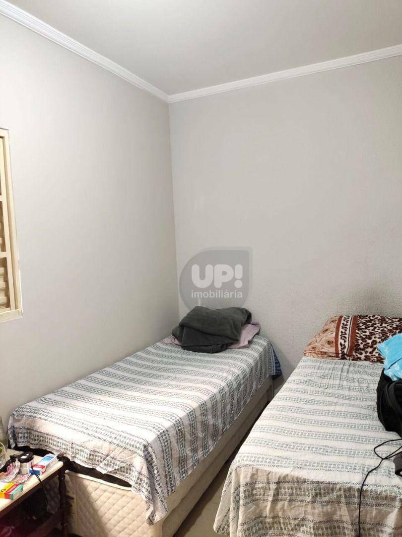 Casa à venda com 3 quartos, 198m² - Foto 8