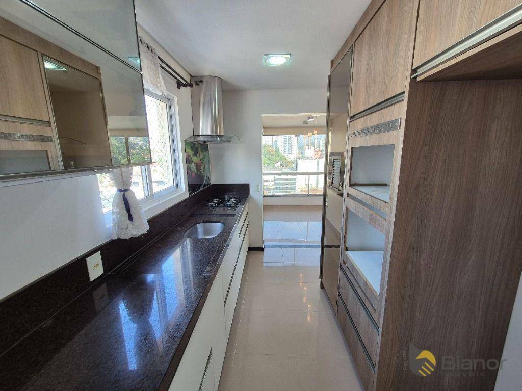 Apartamento para alugar com 2 quartos, 90m² - Foto 8