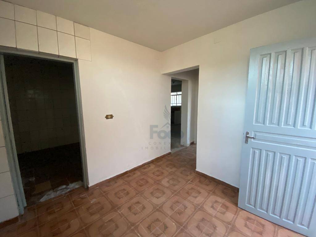 Casa à venda com 6 quartos, 179M2 - Foto 17