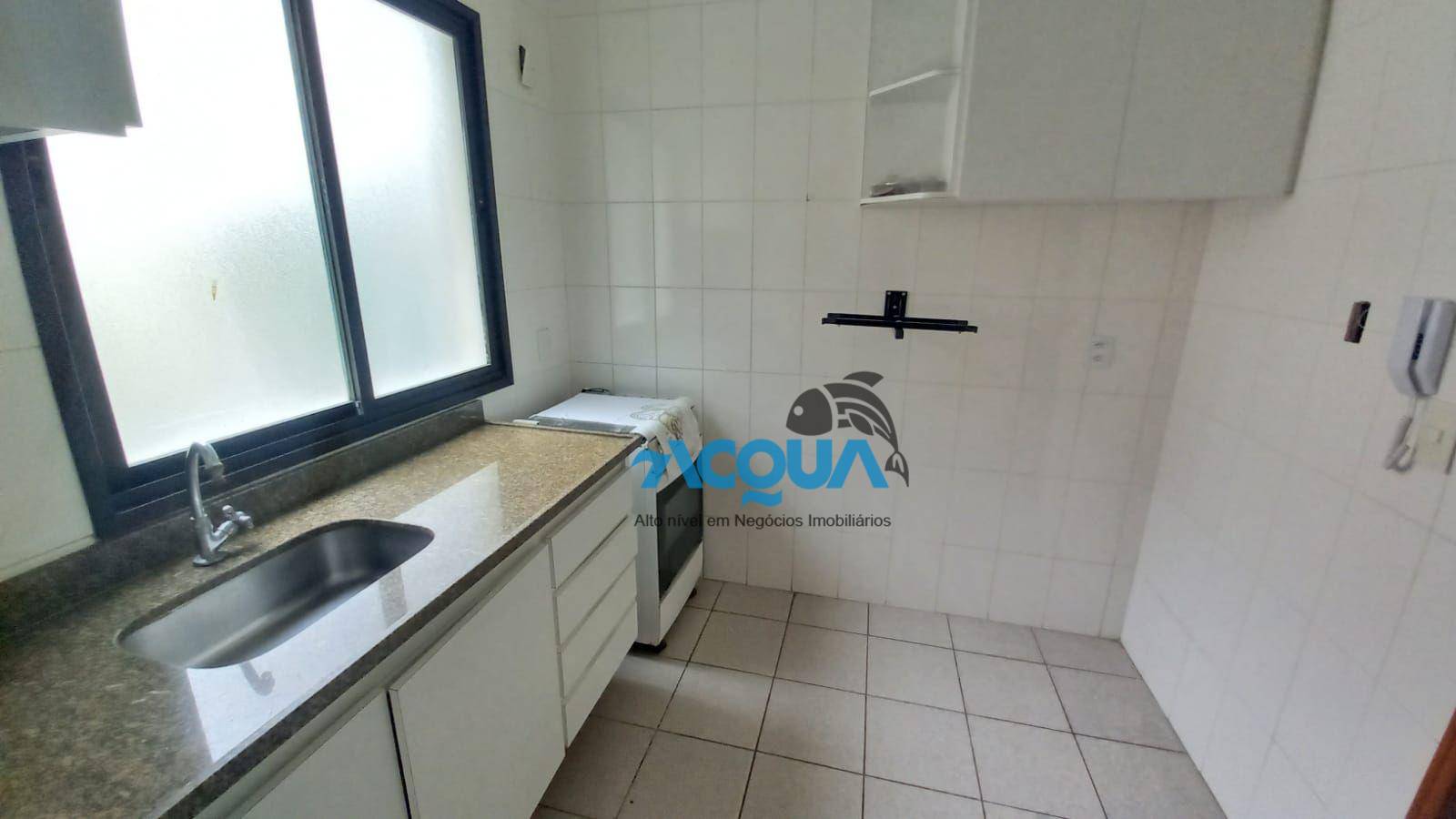 Apartamento à venda com 2 quartos, 75m² - Foto 3