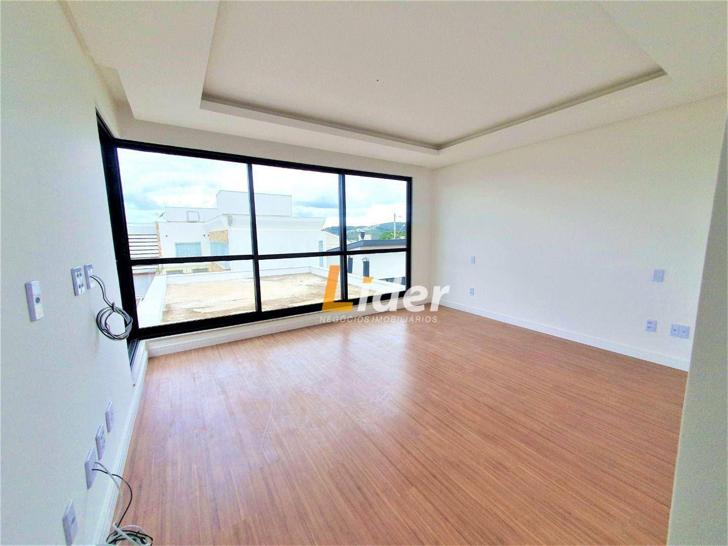 Casa de Condomínio à venda com 4 quartos, 320m² - Foto 19