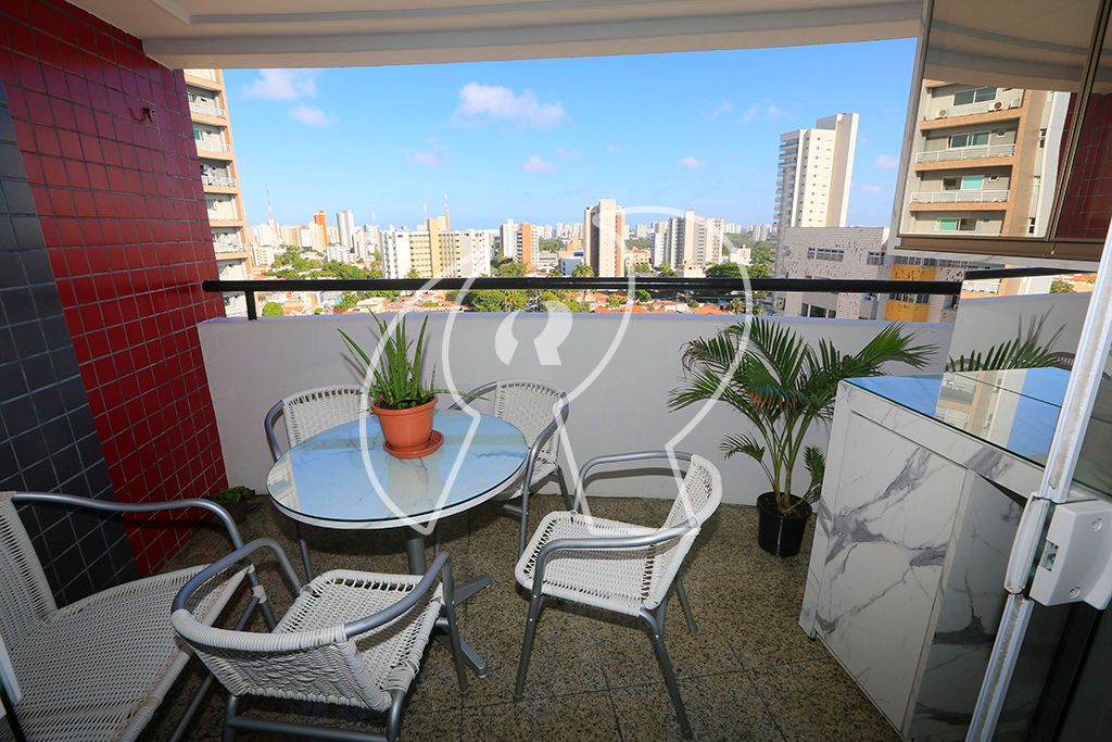 Apartamento à venda com 3 quartos, 118m² - Foto 2