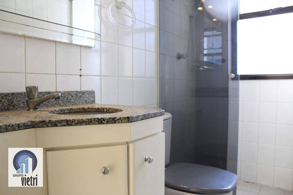 Apartamento à venda com 2 quartos, 65m² - Foto 40