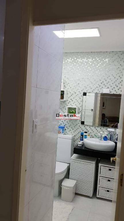 Apartamento à venda com 2 quartos, 50m² - Foto 18