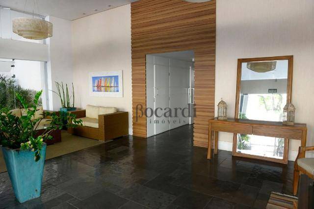 Apartamento à venda com 2 quartos, 62m² - Foto 2