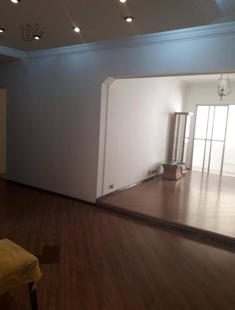 Apartamento à venda e aluguel com 3 quartos, 130m² - Foto 4