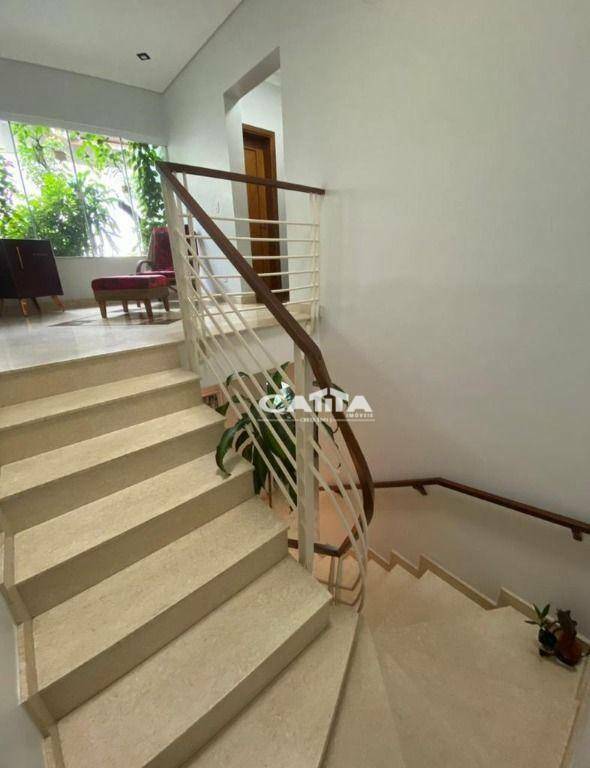 Sobrado à venda e aluguel com 3 quartos, 400m² - Foto 21