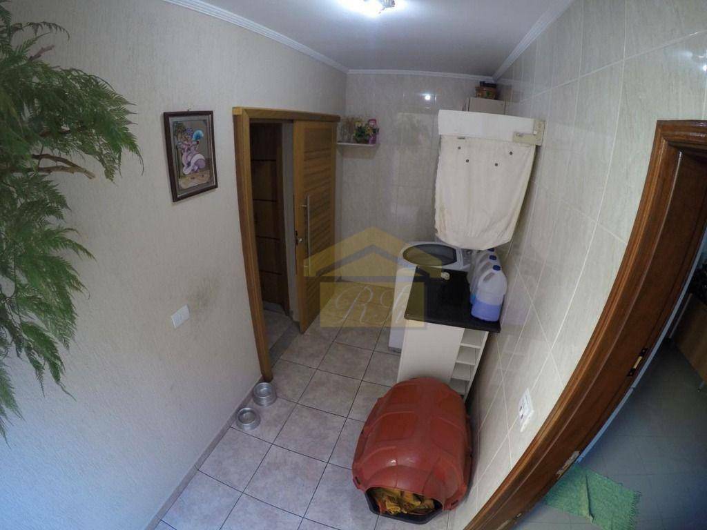 Sobrado à venda com 3 quartos, 192M2 - Foto 2