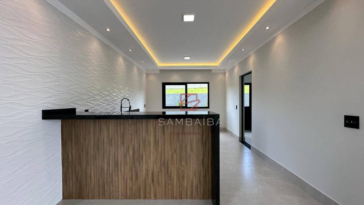 Casa à venda com 3 quartos, 204m² - Foto 8