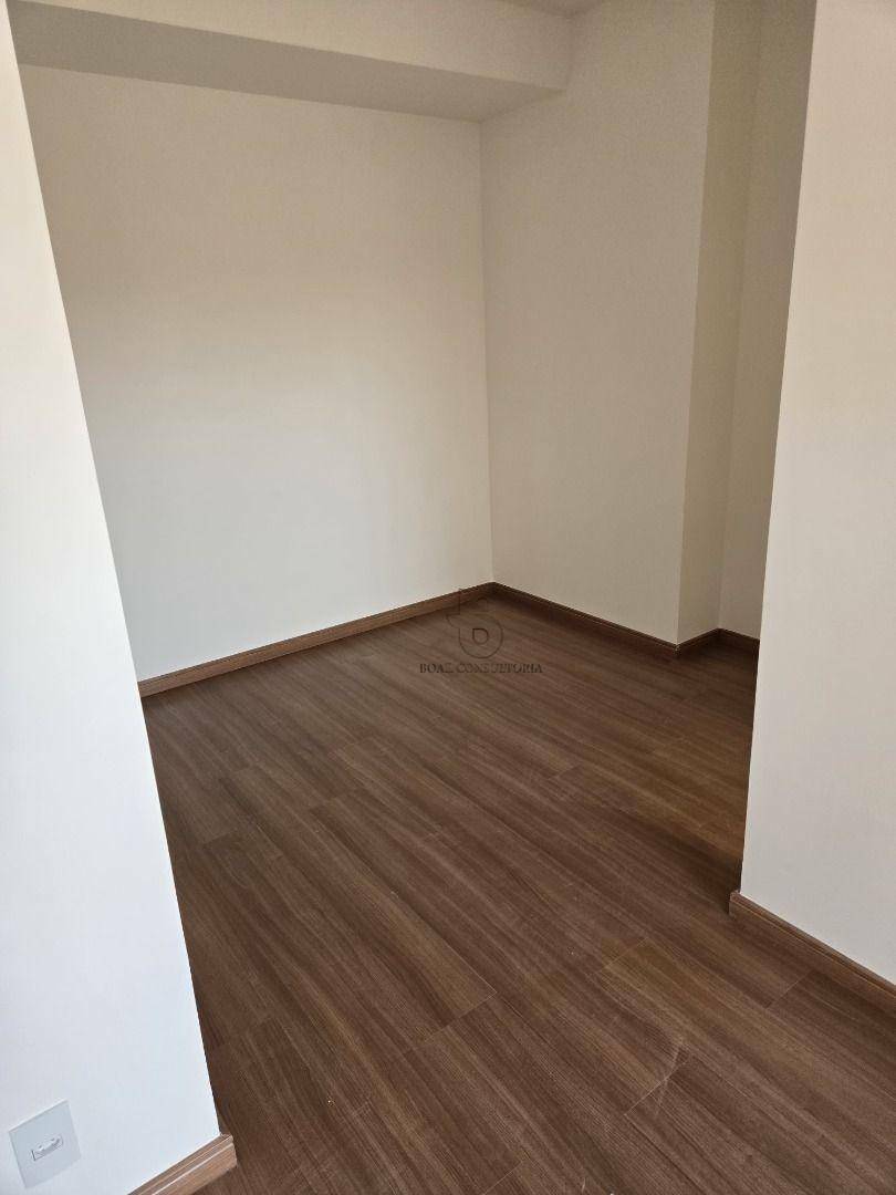 Apartamento à venda com 2 quartos, 82m² - Foto 4