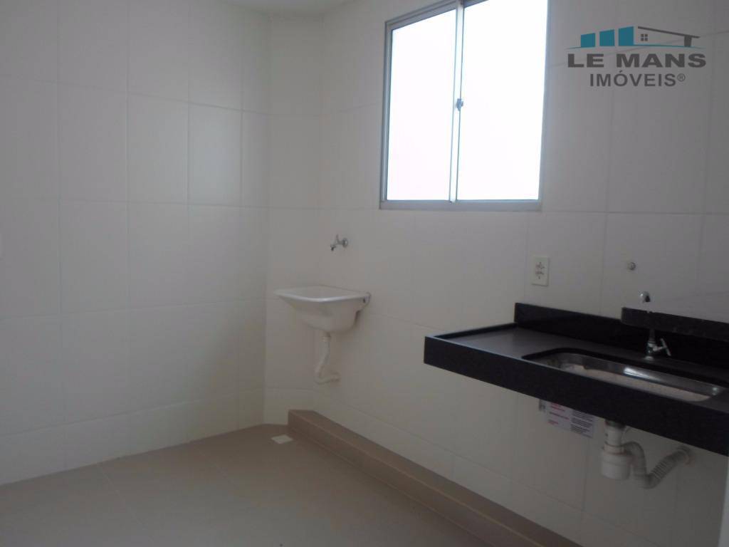 Apartamento à venda com 2 quartos, 46m² - Foto 20