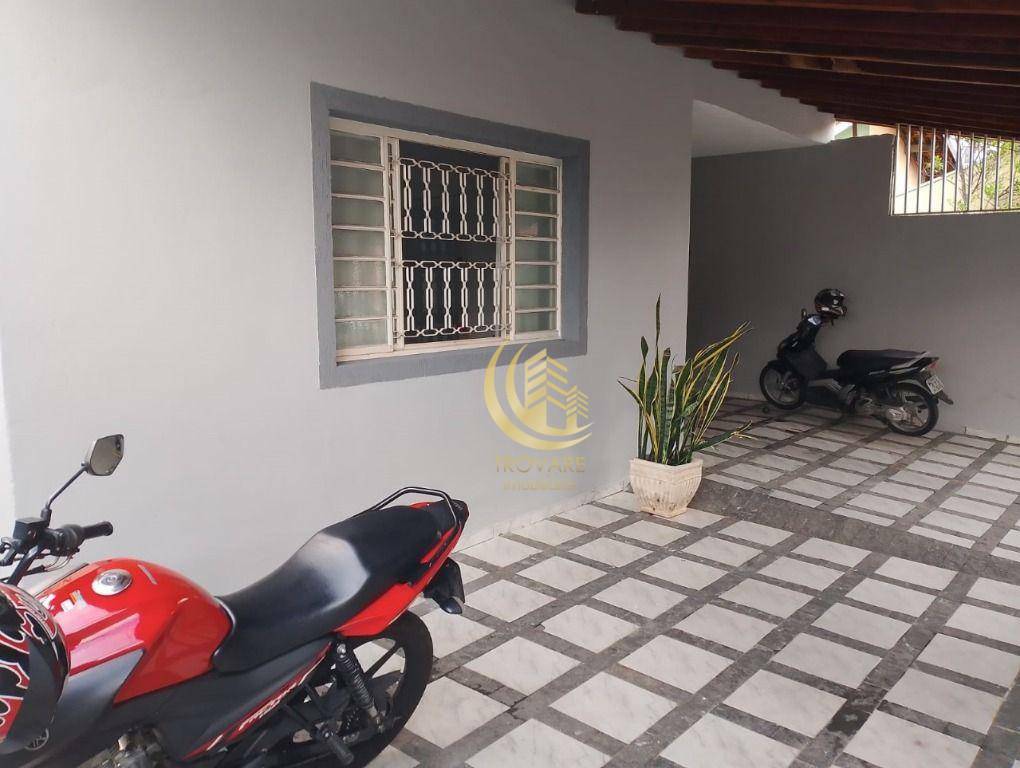 Casa à venda com 4 quartos, 180m² - Foto 23