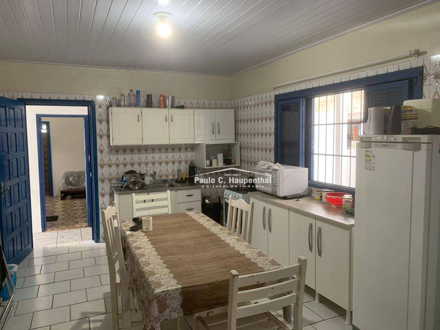 Casa à venda com 6 quartos, 200m² - Foto 6