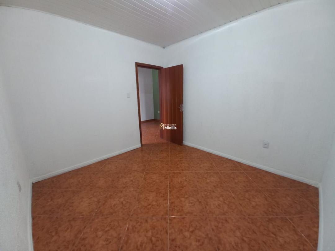 Casa à venda com 2 quartos, 150m² - Foto 7