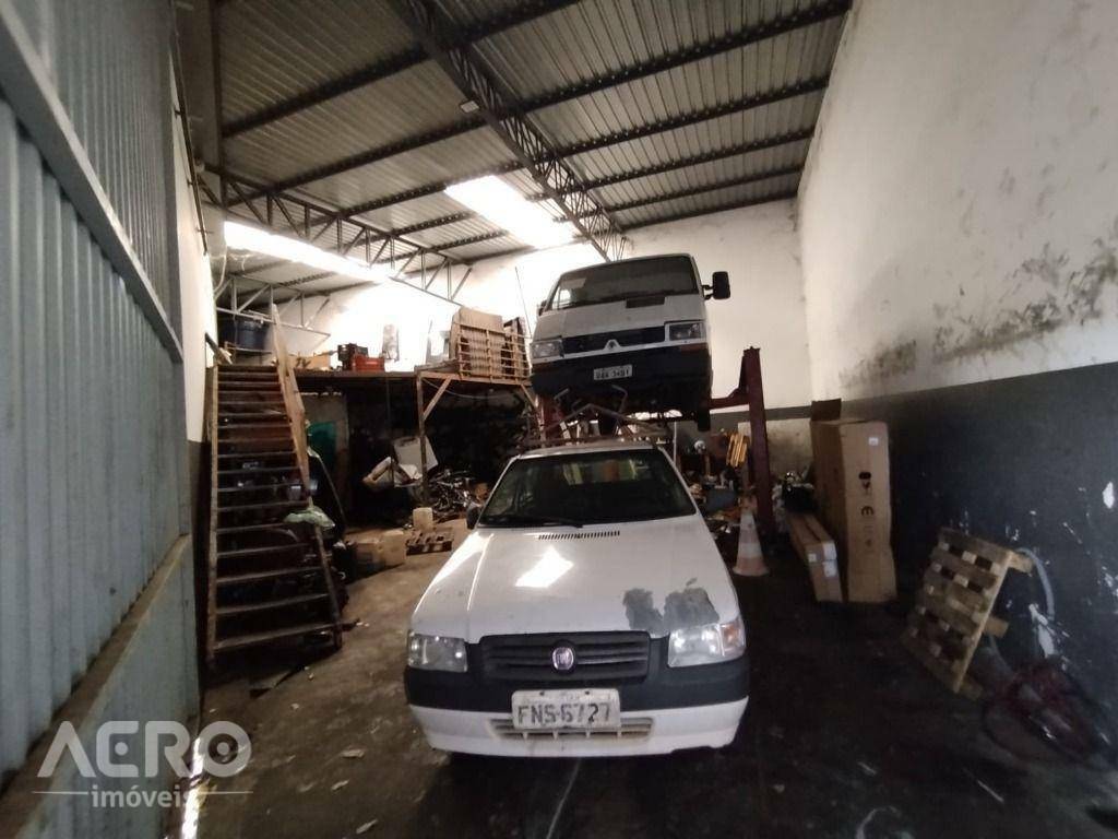 Depósito-Galpão-Armazém para alugar, 180m² - Foto 2