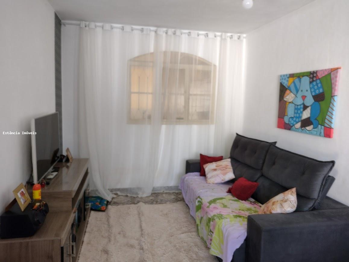 Casa à venda com 2 quartos, 300m² - Foto 4