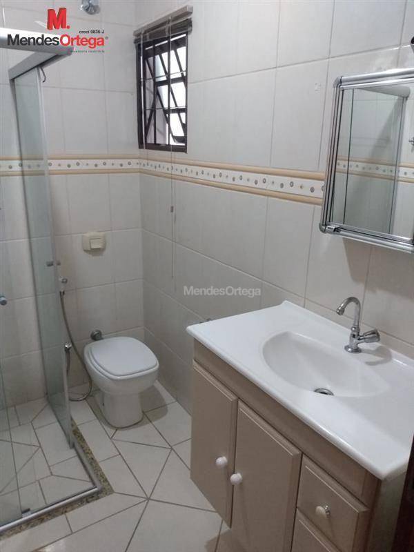 Casa para alugar com 2 quartos, 106m² - Foto 12