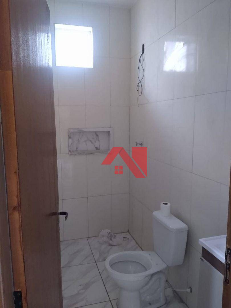 Casa à venda com 2 quartos, 56m² - Foto 5