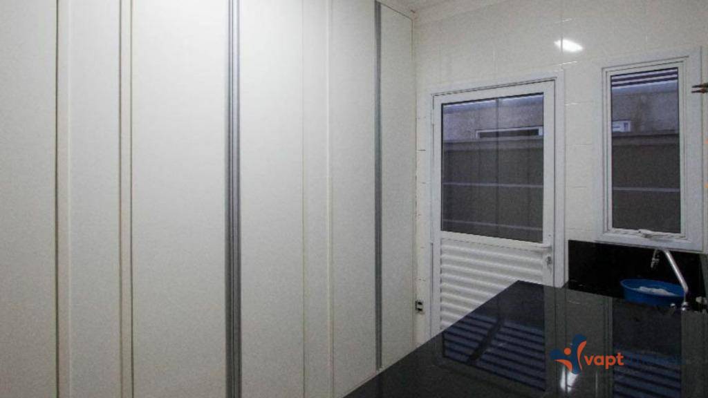 Casa de Condomínio à venda com 3 quartos, 300m² - Foto 22