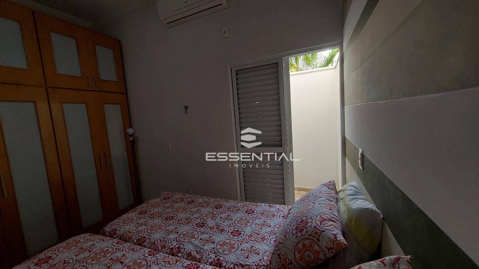 Casa de Condomínio à venda com 3 quartos, 215m² - Foto 5