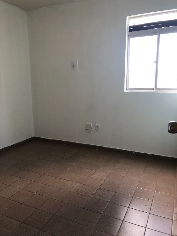 Apartamento à venda com 3 quartos, 85m² - Foto 5