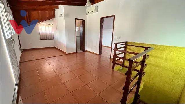 Casa à venda com 4 quartos, 300m² - Foto 9