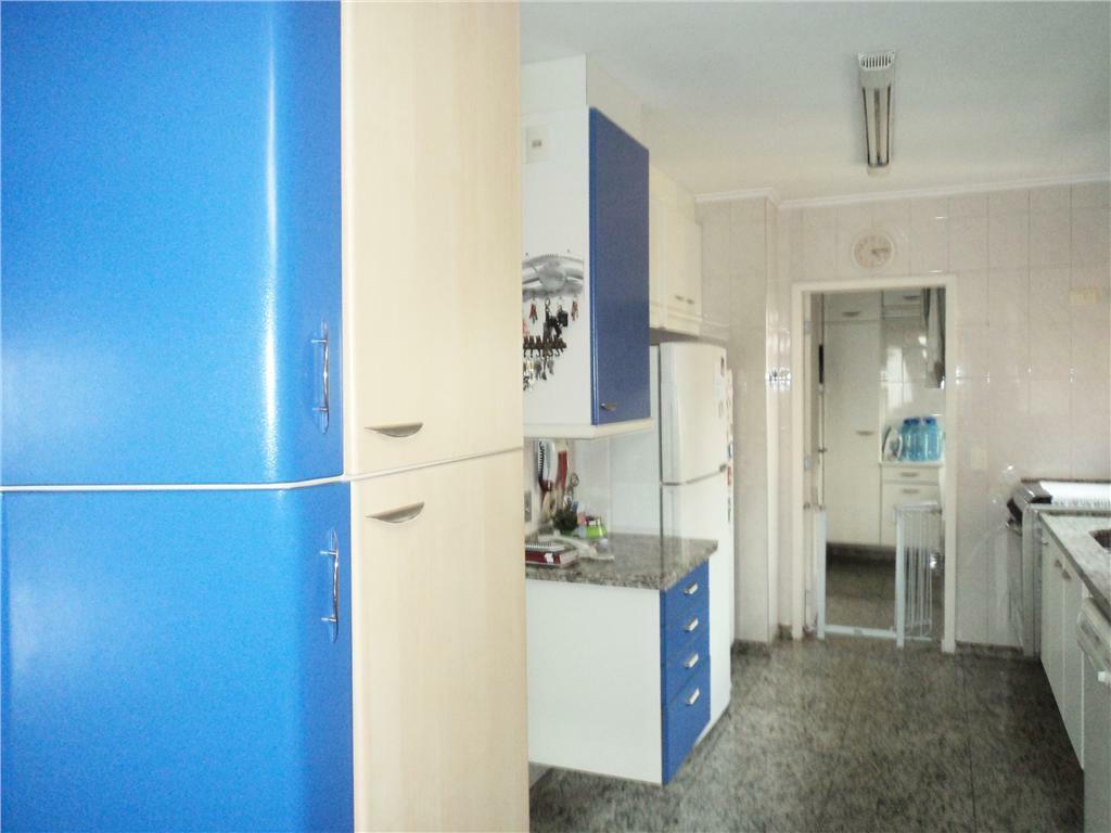 Apartamento à venda com 3 quartos, 170m² - Foto 11