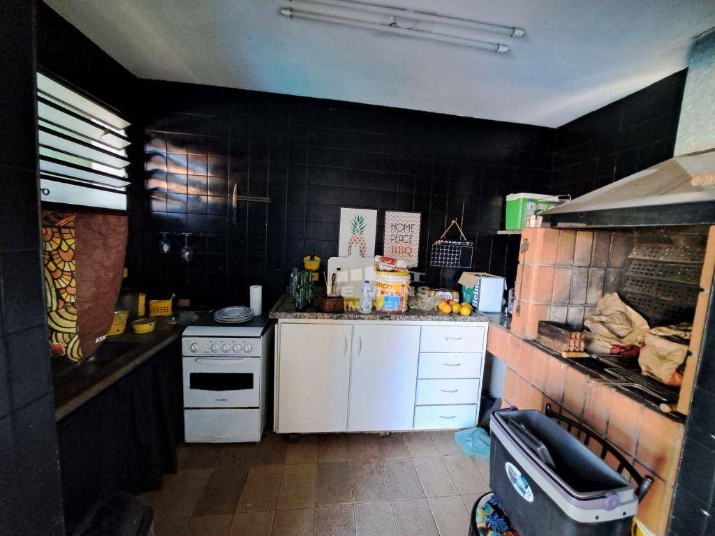 Chácara à venda e aluguel com 8 quartos, 500m² - Foto 10