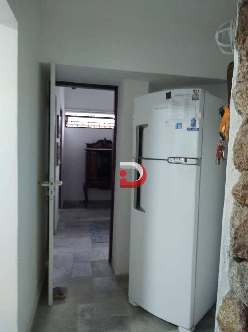 Casa à venda com 4 quartos, 275M2 - Foto 11