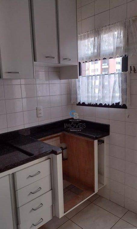 Apartamento à venda com 3 quartos, 82m² - Foto 12