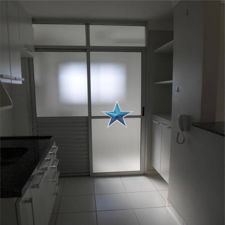 Apartamento à venda com 2 quartos, 61m² - Foto 33