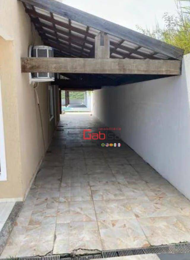 Casa de Condomínio à venda com 3 quartos, 350m² - Foto 6