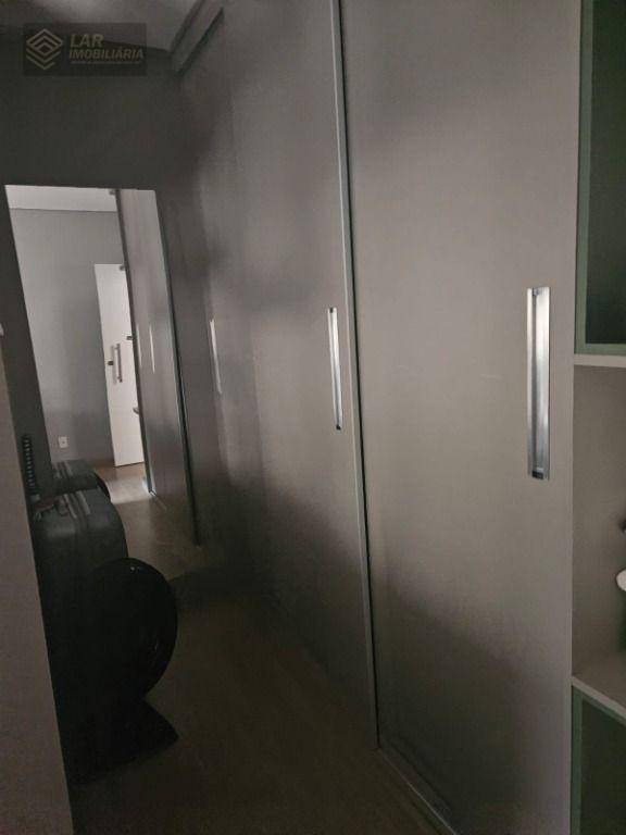 Casa de Condomínio para alugar com 4 quartos, 500m² - Foto 22