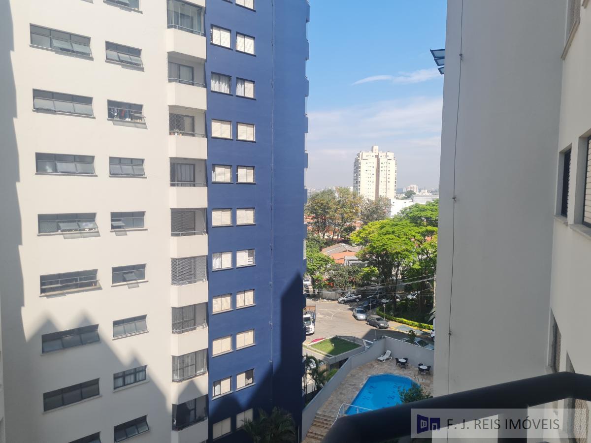 Apartamento à venda com 3 quartos, 87m² - Foto 2