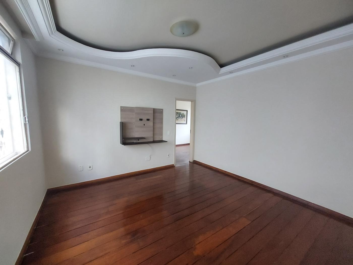 Apartamento à venda com 3 quartos, 84m² - Foto 1