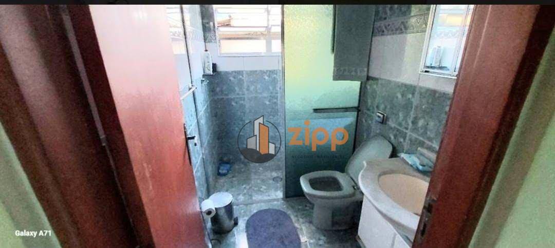 Sobrado à venda com 3 quartos, 230m² - Foto 11