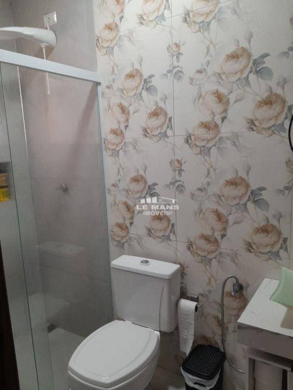 Casa à venda com 4 quartos, 155m² - Foto 17