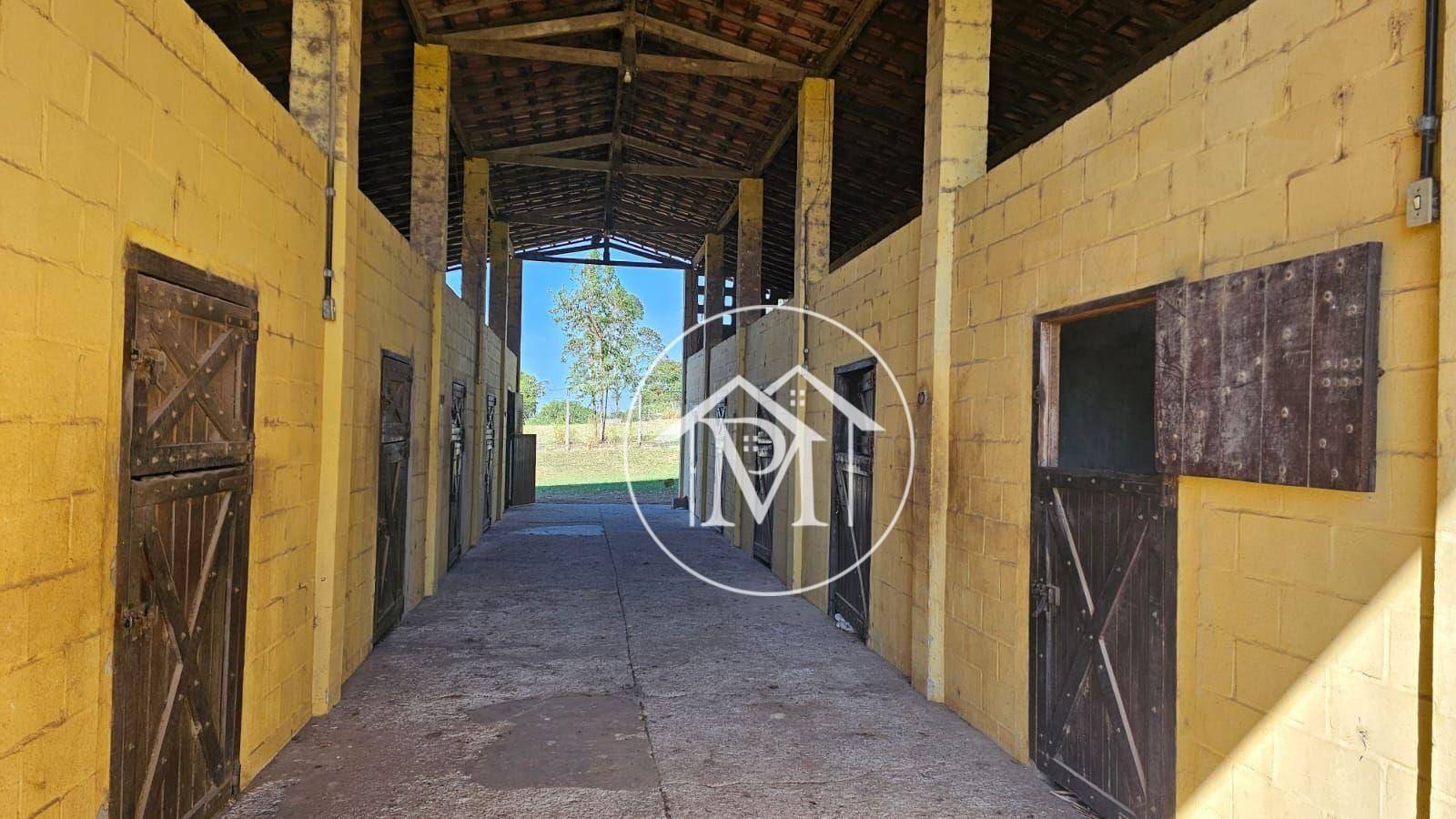 Haras e Área Rural Padrão à venda com 4 quartos, 20000M2 - Foto 1