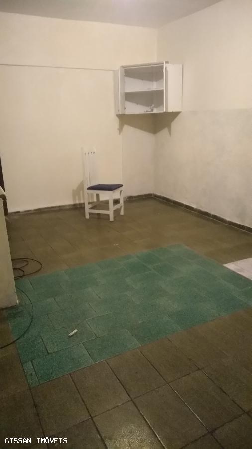 Casa para alugar com 1 quarto, 30m² - Foto 1