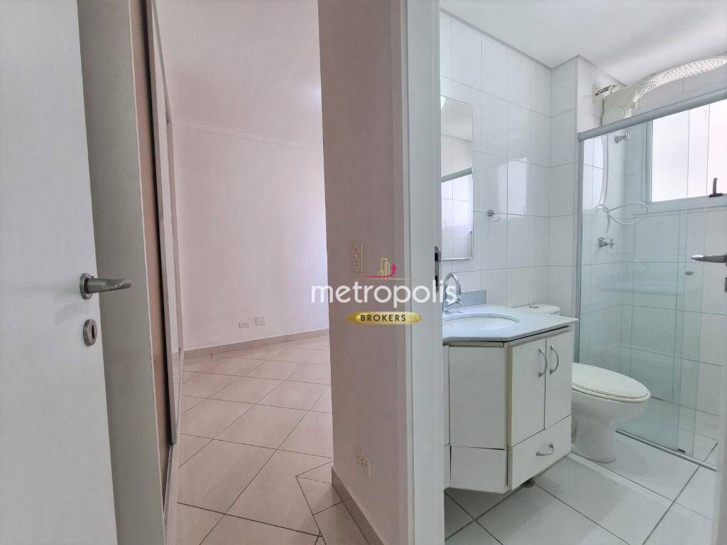 Apartamento para alugar com 2 quartos, 64m² - Foto 11