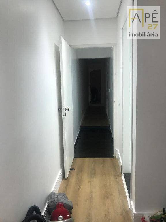 Casa à venda com 3 quartos, 332m² - Foto 10