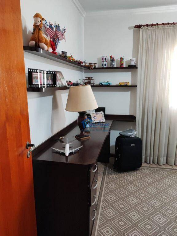 Sobrado à venda com 4 quartos, 228m² - Foto 15