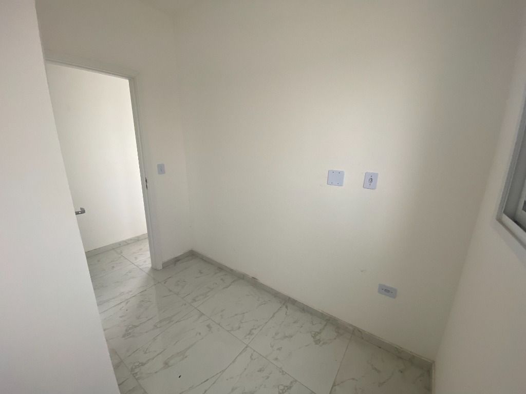 Apartamento à venda com 1 quarto, 32m² - Foto 4