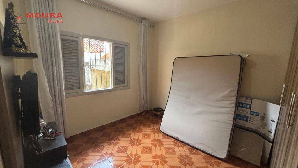 Casa à venda com 6 quartos, 210m² - Foto 10