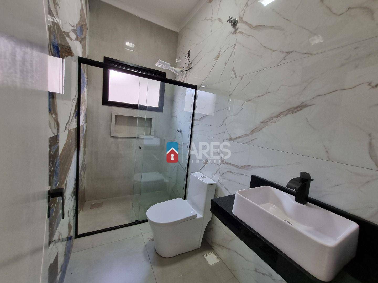 Casa à venda com 3 quartos, 222m² - Foto 18
