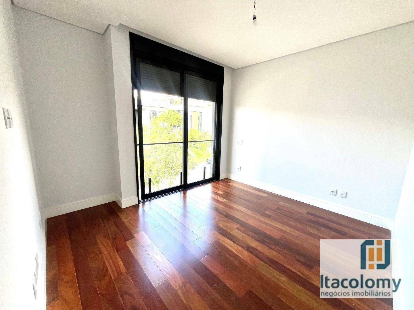 Casa de Condomínio à venda com 4 quartos, 605m² - Foto 25