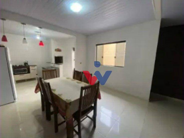 Casa à venda com 3 quartos, 200m² - Foto 4